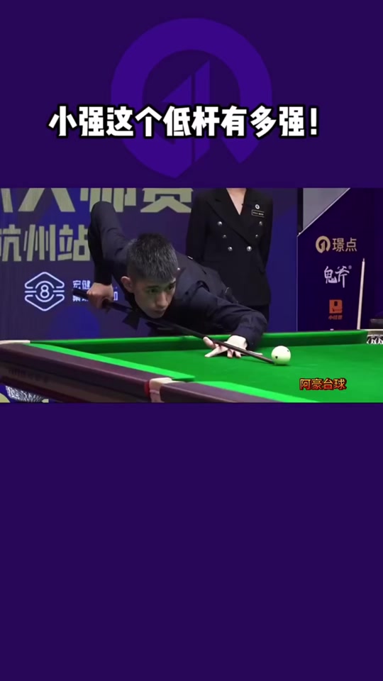 球员续约不